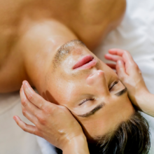 MASAJE CRÁNEO FACIAL